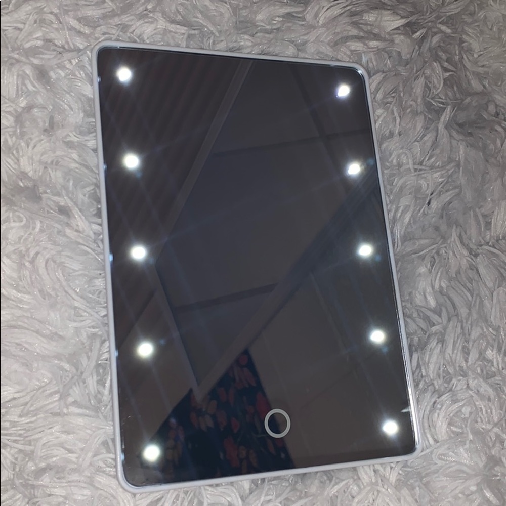 LED mirror - Picture 3 of 3